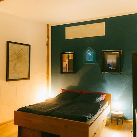 The Upholstery Tinyhouse Deluxe Eco Chalet Kreativ Citynah Chemnitz Luaran gambar