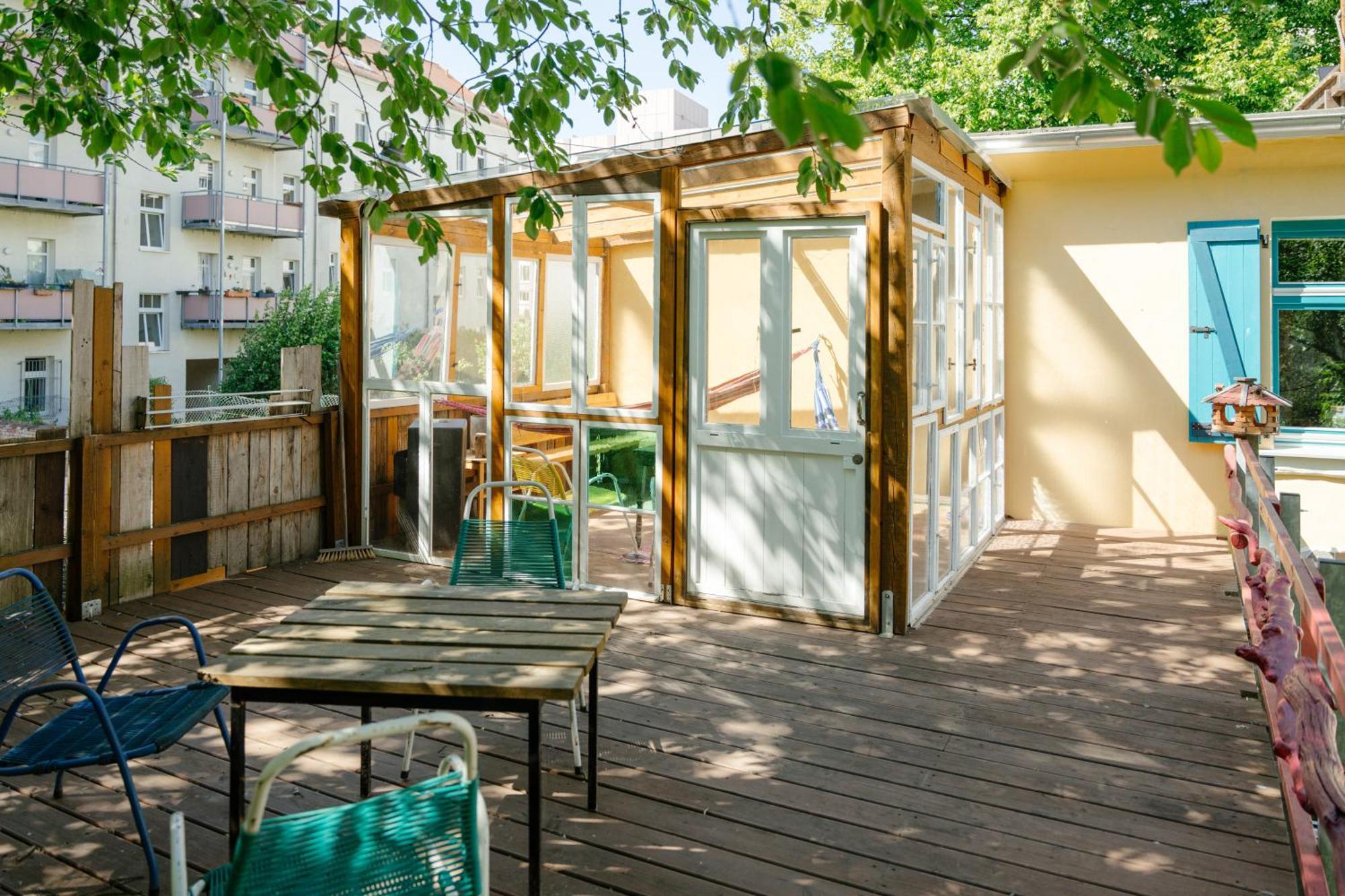 The Upholstery Tinyhouse Deluxe Eco Chalet Kreativ Citynah Chemnitz Luaran gambar